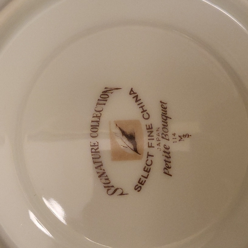 Signature Collection saucers - Picture 3 of 4